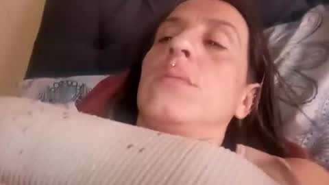 Alejandra online show from October 4, 2025, 9:13 pm