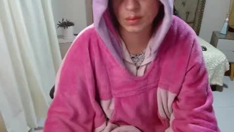 Snapshot of fenix_11_ chatting on July 10, 2026, 5:12 am Alejandra online show from July 10, 2026, 5:12 am