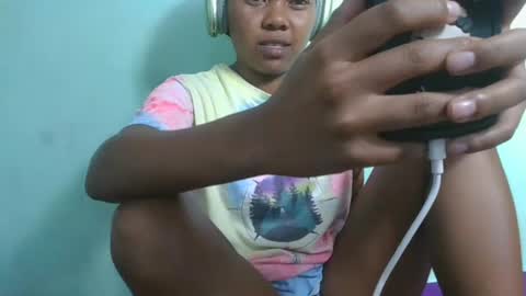 fenou122745 online show from April 22, 2026, 6:31 pm