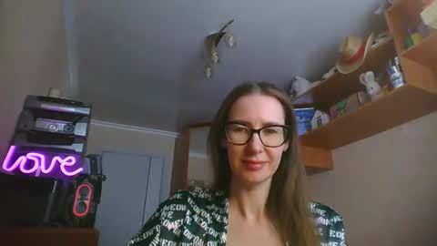 feraliss online show from February 22, 2026, 10:58 am