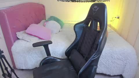 Snapshot of fernandadiaz05 chatting on May 30, 2026, 6:16 pm Fernanda Diaz online show from May 30, 2026, 6:16 pm