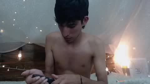 Snapshot of ferphoenix_ chatting on January 11, 2025, 10:08 am FER PHOENIX online show from January 11, 2025, 10:08 am