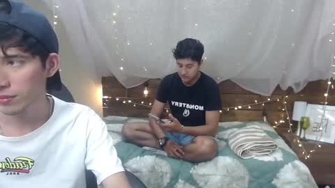 Snapshot of ferphoenix_ chatting on January 20, 2025, 7:25 pm FER PHOENIX online show from January 20, 2025, 7:25 pm