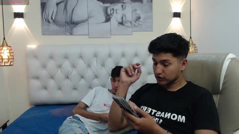 Snapshot of ferphoenix_ chatting on January 30, 2025, 3:44 am FER PHOENIX online show from January 30, 2025, 3:44 am