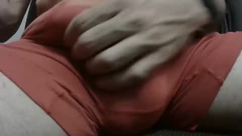 fescarf1991 online show from December 14, 2025, 9:41 pm