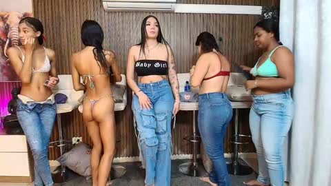 Snapshot of fetishcouples chatting on March 7, 2026, 11:07 am alice and samm online show from March 7, 2026, 11:07 am