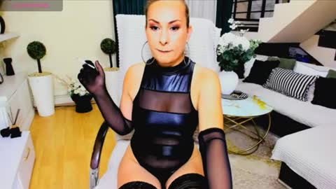 Snapshot of fetishfantasyeve chatting on June 27, 2026, 5:40 pm Fetishfantasyme my X online show from June 27, 2026, 5:40 pm