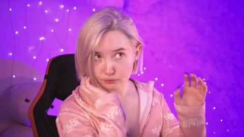 Rey online show from December 13, 2024, 12:06 pm