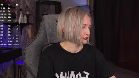 Rey online show from February 4, 2026, 3:51 pm