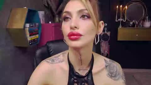 Snapshot of fetishsarah chatting on January 6, 2025, 7:24 pm Sarah online show from January 6, 2025, 7:24 pm