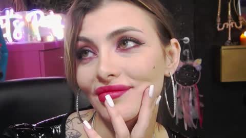 Snapshot of fetishsarah chatting on February 26, 2025, 10:53 pm Sarah online show from February 26, 2025, 10:53 pm