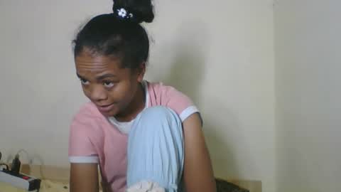 Snapshot of fetranialdy chatting on May 8, 2026, 7:14 am fetranialdy online show from May 8, 2026, 7:14 am