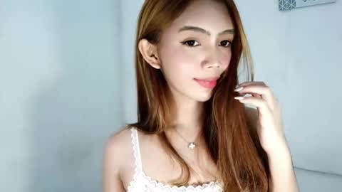 feyaaa online show from November 16, 2025, 1:06 pm