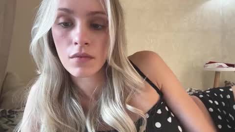 Lisa online show from September 10, 2025, 6:57 am