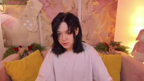 fiamoory online show from December 24, 2024, 1:27 am