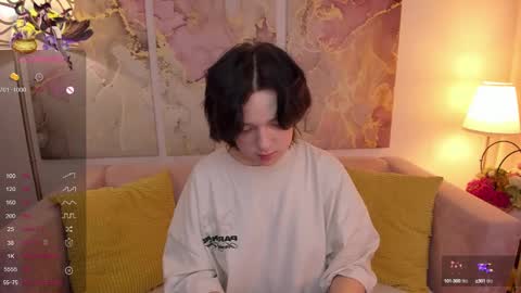 fiamoory online show from January 14, 2025, 4:47 am