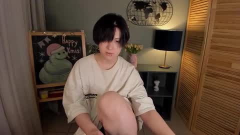 fiamoory online show from February 2, 2025, 7:30 am