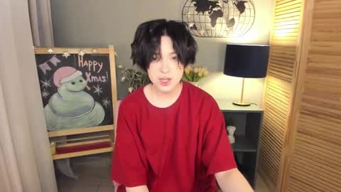 fiamoory online show from February 9, 2025, 4:36 am