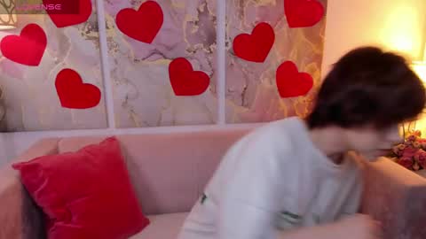 fiamoory online show from February 18, 2025, 1:21 am