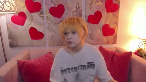 fiamoory online show from February 24, 2025, 2:08 am