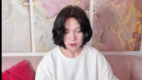 fiamoory online show from April 21, 2026, 2:51 am