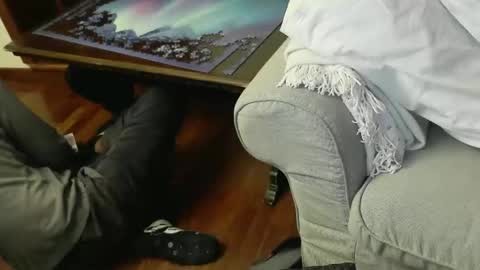 Fid online show from November 5, 2025, 6:52 pm