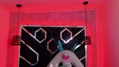   online show from January 21, 2025, 12:07 pm