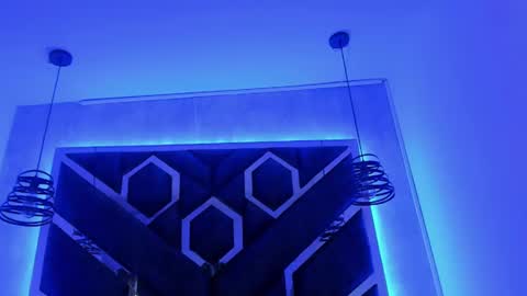   online show from February 14, 2025, 5:57 pm