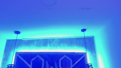   online show from February 26, 2025, 11:20 am