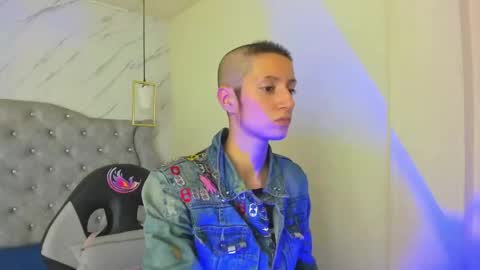   online show from April 16, 2026, 12:06 pm