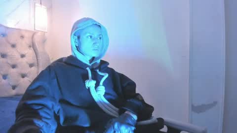   online show from April 22, 2026, 11:56 am