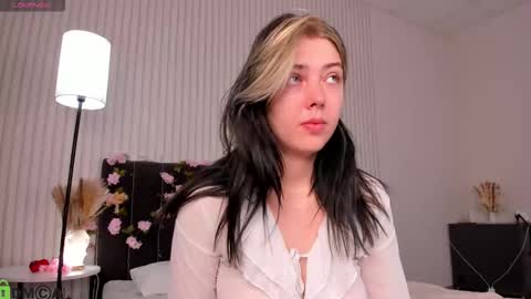 Filla online show from September 17, 2025, 2:02 am