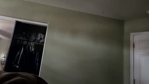 fightusfire32 online show from January 7, 2025, 7:38 pm