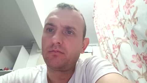 Nick online show from November 25, 2025, 6:02 am