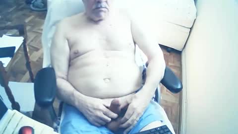 filhober online show from March 4, 2025, 4:09 pm