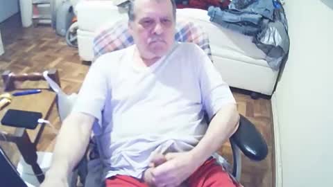 filhober online show from September 9, 2025, 2:00 am