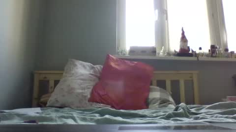 filipek757 online show from February 17, 2025, 12:59 pm