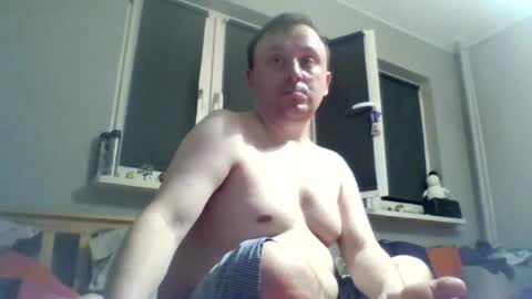 filipek757 online show from June 28, 2026, 9:43 pm