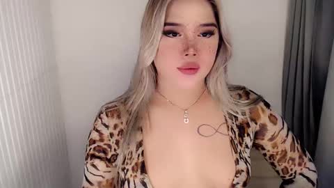 Snapshot of filipina_slutty69xxx chatting on November 9, 2025, 3:38 am Angela DONT FORGET TO FOLLOW AND GIVE ME APPRECIATION online show from November 9, 2025, 3:38 am