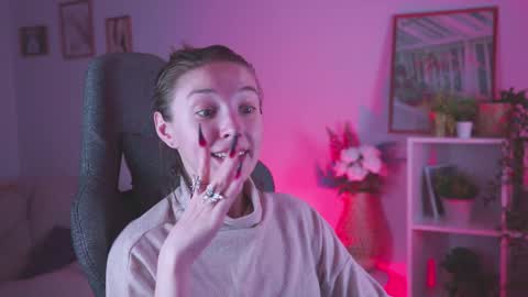 Snapshot of filipinaadams chatting on December 14, 2024, 3:04 pm cap and Lana online show from December 14, 2024, 3:04 pm