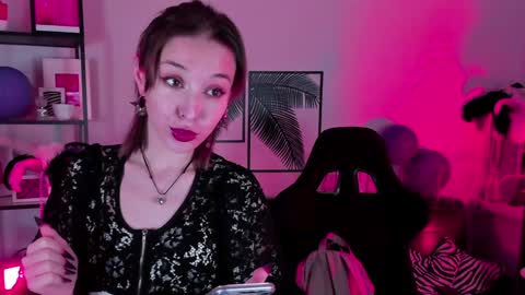 Snapshot of filipinaadams chatting on December 18, 2024, 8:31 am cap and Lana online show from December 18, 2024, 8:31 am