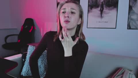 Snapshot of filipinaadams chatting on February 13, 2025, 2:12 am cap and Lana online show from February 13, 2025, 2:12 am