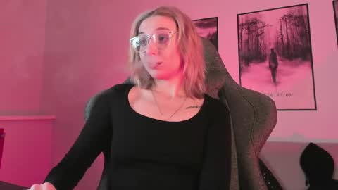 Snapshot of filipinaadams chatting on March 2, 2025, 5:33 am cap and Lana online show from March 2, 2025, 5:33 am