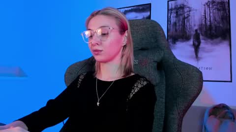 Snapshot of filipinaadams chatting on March 6, 2025, 8:52 am cap and Lana online show from March 6, 2025, 8:52 am