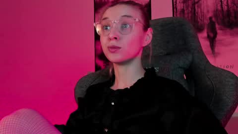 Snapshot of filipinaadams chatting on March 7, 2025, 2:15 am cap and Lana online show from March 7, 2025, 2:15 am