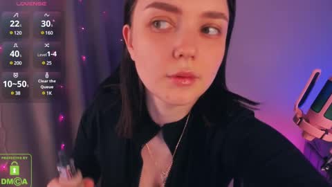 LEEN online show from March 3, 2025, 3:52 am