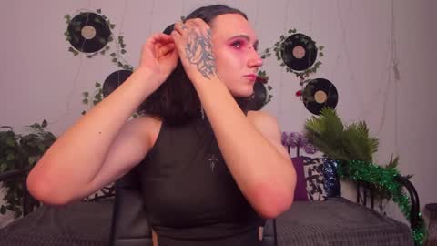 Honey Ill be waiting for you Tue Wed Thu Fri Sat Sun 10am-5pm online show from January 14, 2025, 10:06 am