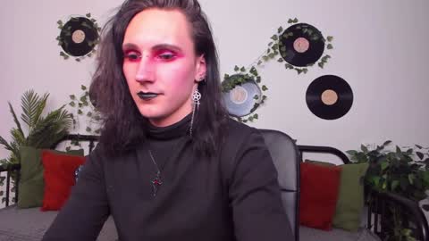 Honey Ill be waiting for you Tue Wed Thu Fri Sat Sun 10am-5pm online show from January 19, 2025, 4:14 pm