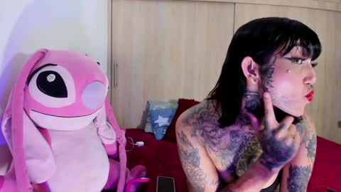 filletatouee online show from November 25, 2025, 8:42 pm