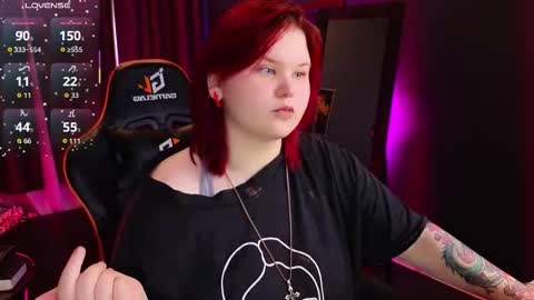 - online show from November 11, 2025, 3:45 pm